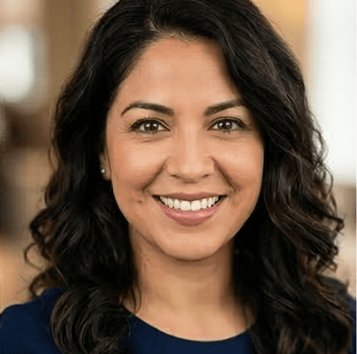 Isabella Martinez, Traditional Content Writer